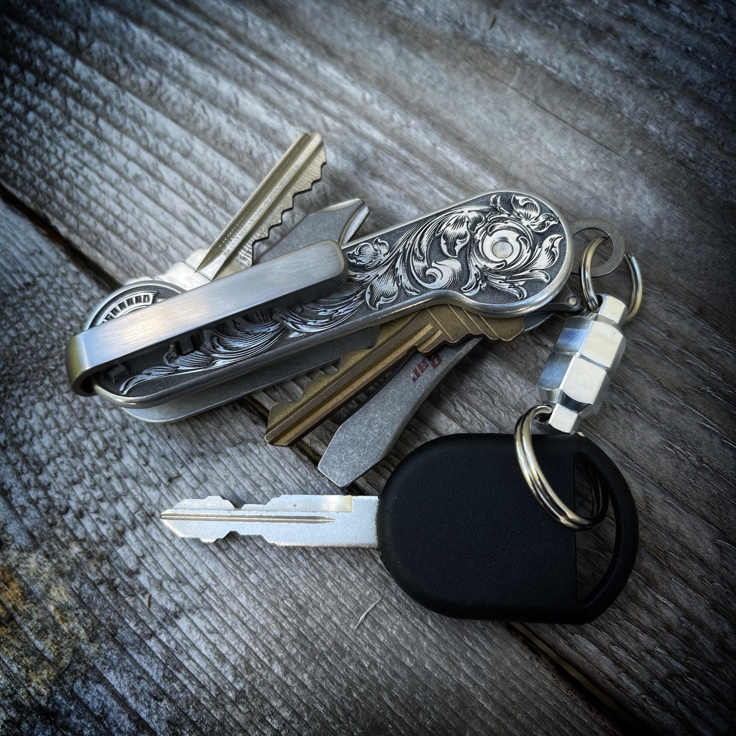 Engraverhand Edition Aluminum KeyBar v.2 - Image 3
